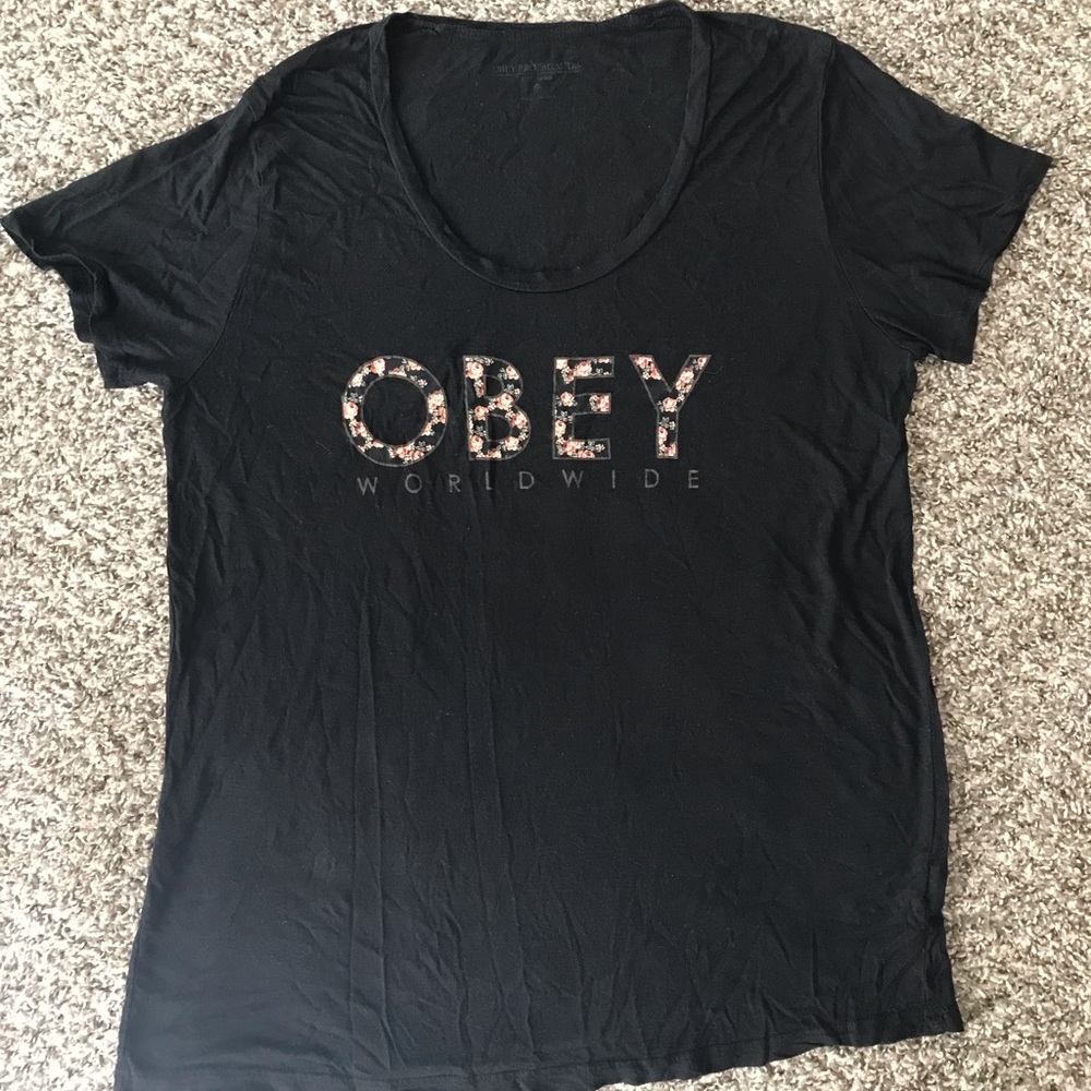 Obey shirt 🛑 SOLD ON MERCARI 🛑